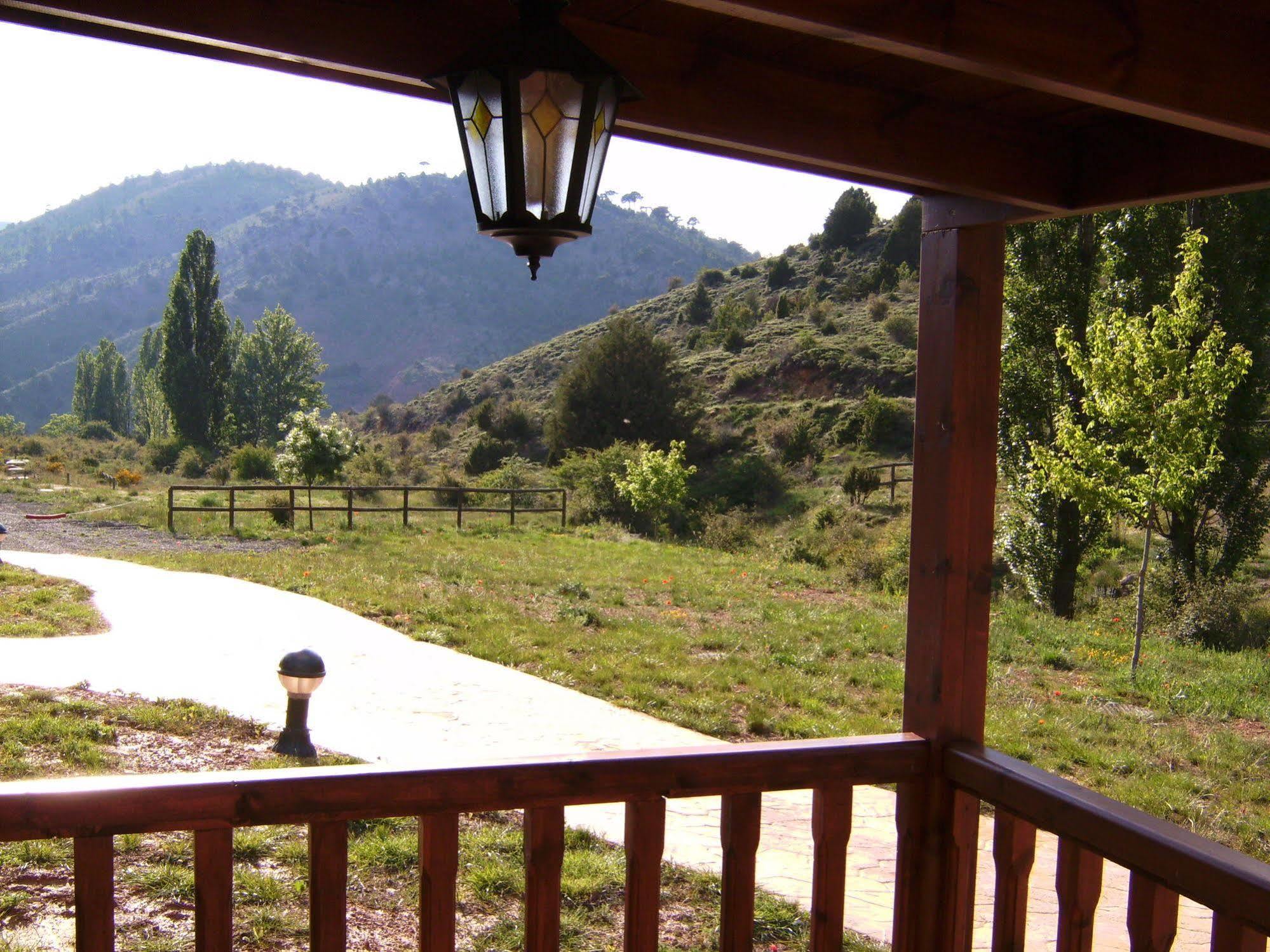 Cabanas De Javalambre Camarena de la Sierra Exteriör bild