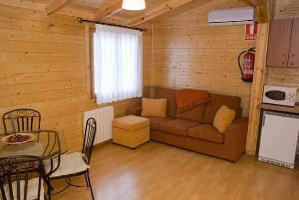 Cabanas De Javalambre Camarena de la Sierra Exteriör bild